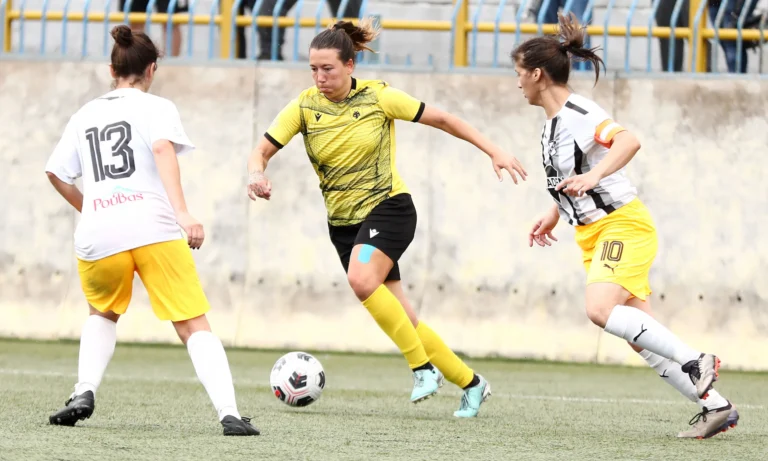 Ποδόσφαιρο: ΟΦΗ – ΑΕΚ: Σε ποιο κανάλι παίζει σήμερα ο αγώνας