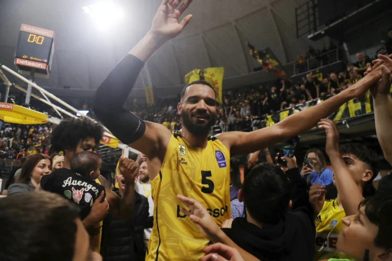 Μπάσκετ: Ουνιβερσιτάτεα Κλουζ – Άρης: Σε ποιο κανάλι παίζει σήμερα ο αγώνας