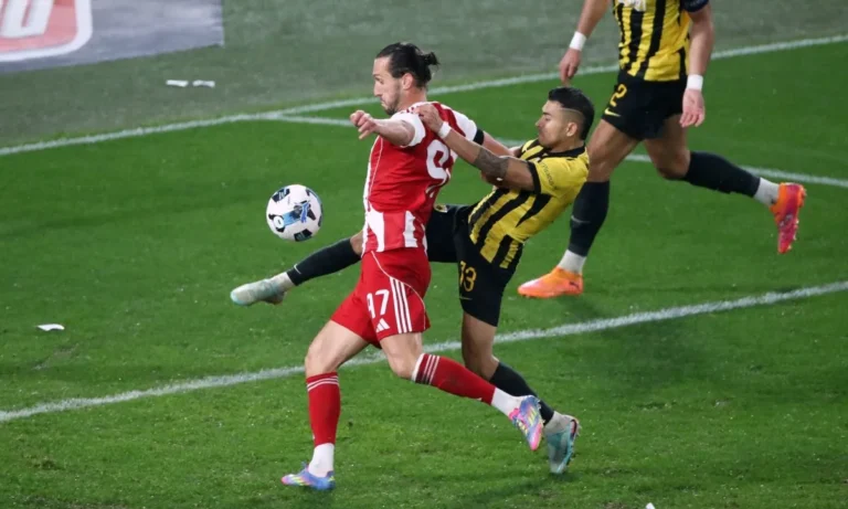 Ποδόσφαιρο: Ολυμπιακός : Χάλασε του Γιαζίτσι – Δεν υπάρχει θέση για δανεισμό στη Λιλ