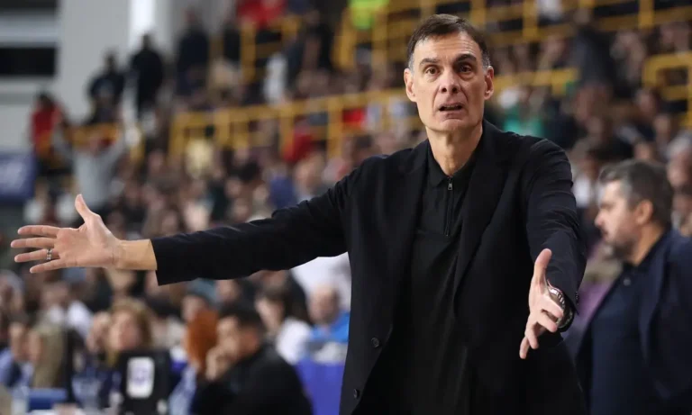 Μπάσκετ: Ολυμπιακός: Το μεγάλο λάθος με το ρόστερ, πόσο φταίει ο Μπαρτζώκας