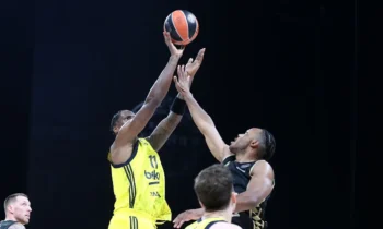 Μπάσκετ: Νάιτζελ Χέιζ-Ντέιβις: Τι έκανε στην τελευταία φοβερή σεζόν με τη Φενέρ