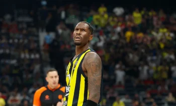 Μπάσκετ: Χέιζ Ντέιβις: Γύρισε το παιχνίδι ο ΠΑΟ