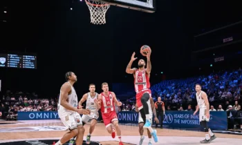 Μπάσκετ: Ντουμπάι – Ολυμπιακός: Αν είχε έναν… Τζέιμς ο Ολυμπιακός δεν θα έχανε ούτε αυτό ούτε τα επόμενα σαν αυτό