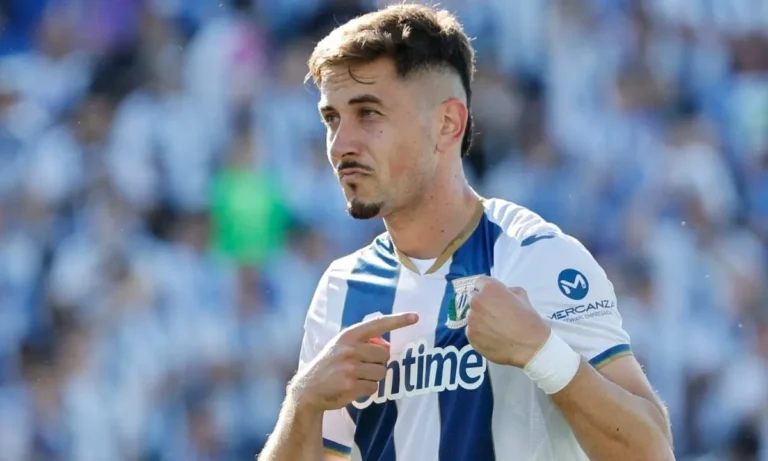 Ποδόσφαιρο: Χάβι Ερνάντεθ στον Παναθηναϊκό: Τι παίκτης είναι και πώς ταιριάζει στον Μπενίτεθ