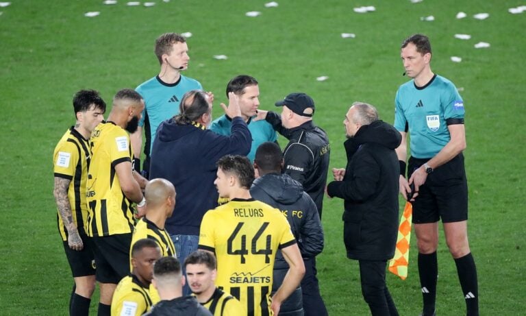 Ποδόσφαιρο: Κινδυνεύει με τιμωρία η ΑΕΚ για την συμπεριφορά του Μάριου Ηλιόπουλου;