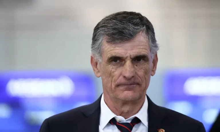 Ποδόσφαιρο: Δεν πίστευε στα μάτια του ο Μεντιλιμπαρ από τον κόσμο του Ολυμπιακού στη Γερμανία