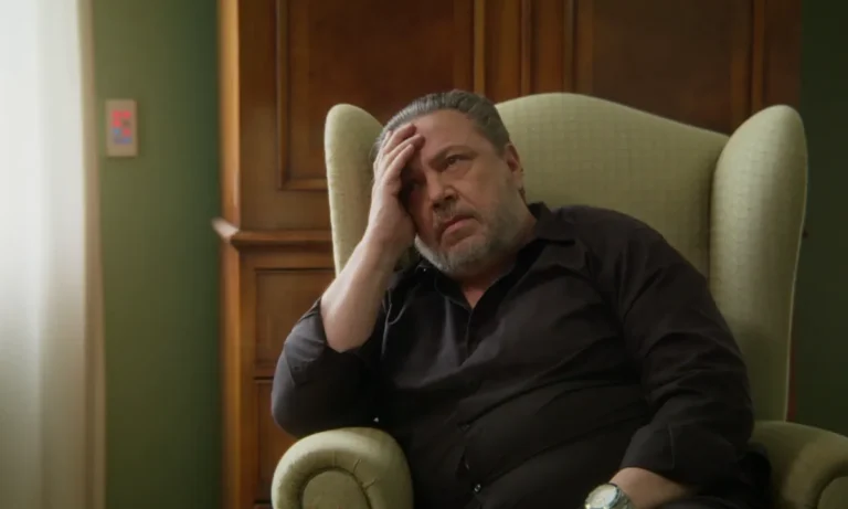 Media: Να Μ’ αγαπάς Alpha επόμενα επεισόδια: Ο Θεόφιλος τινάζει το διαζύγιο στον αέρα – Σοκ με σώμα στα συντρίμμια