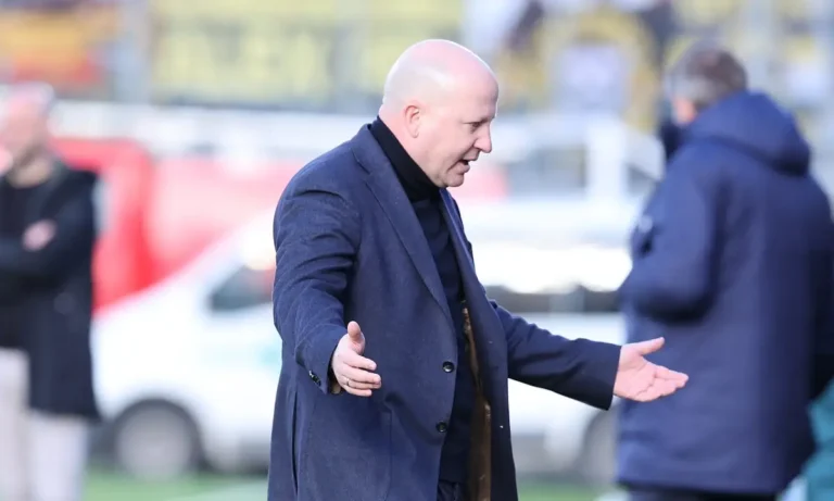 Ποδόσφαιρο: ΑΕΚ: Μπορεί μόνο νίκες μετά την Τούμπα