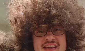 VIRAL: Πόσα χρήματα έχει βγάλει ο οπαδός που δεν κουρεύεται μέχρι να κάνει σερί νικών η Μάντσεστερ Γιουνάιτεντ