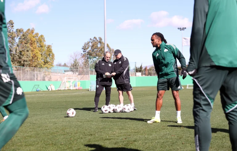 Ποδόσφαιρο: O Mπενίτεθ αλλάζει τους μισούς κόντρα στην Βικτόρια Πλζεν -Η έκπληξη που σκέφτεται ο Ισπανός