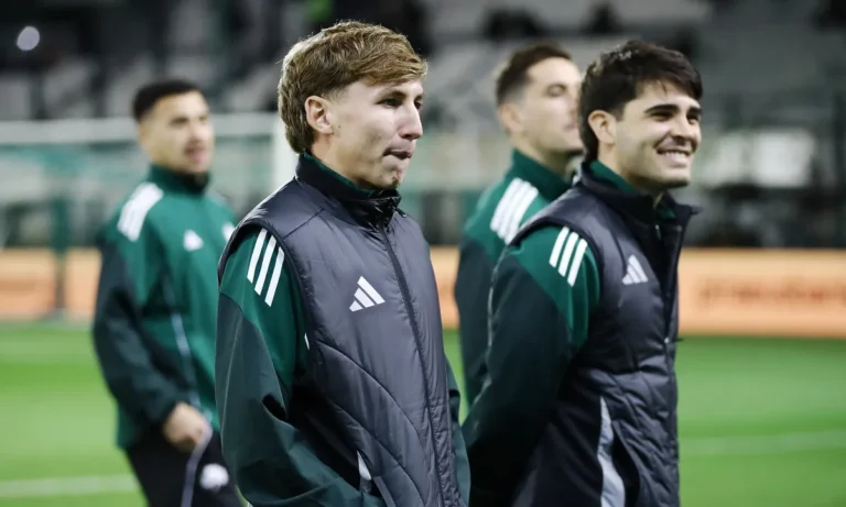 Ποδόσφαιρο: Παναθηναϊκός – ΠΑΟΚ: Με Γεντβάι και Αντίνο η 11άδα των πρασίνων – 10 στους 11 άλλαξε ο Λουτσέσκου