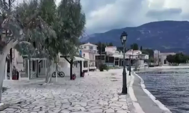 Must Read: Τριζόνια : που βρίσκεται το νησί που παραλίγο να αγοράσει ο Ωνάσης. Πως θα πάτε εκεί απο Αθήνα και απο Θεσσαλονίκη