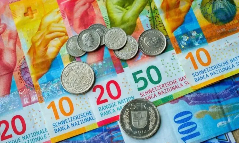 Ελευθέριος Ανδρώνης: «Μετρητά = Κοινωνική ελευθερία»: Η Ελβετία θωράκισε με δημοψήφισμα τη χρήση μετρητών εκθέτοντας τη συντεχνία της ψηφιακής σκλαβιάς