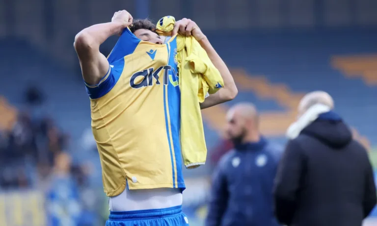 Ποδόσφαιρο: «Ξεσκαρτάρισμα» σε ομάδα Super League πριν τελειώσει το πρωτάθλημα! «Θα τους διώξω όλους»!