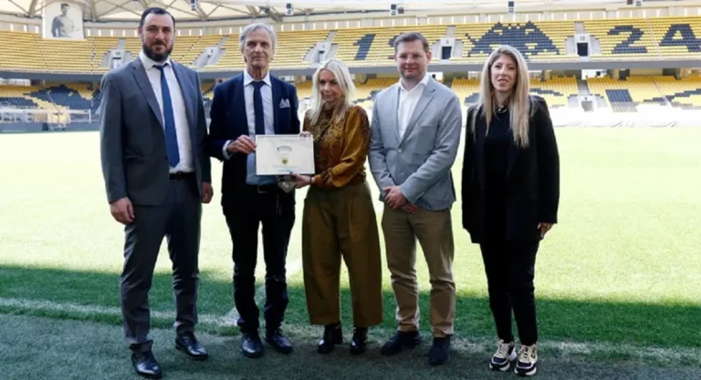 Ποδόσφαιρο: Σπουδαία διάκριση για την ΑΕΚ και την Allwyn Arena – Μόνο δυο σύλλογοι στην Ευρώπη έχουν κάτι ανάλογο