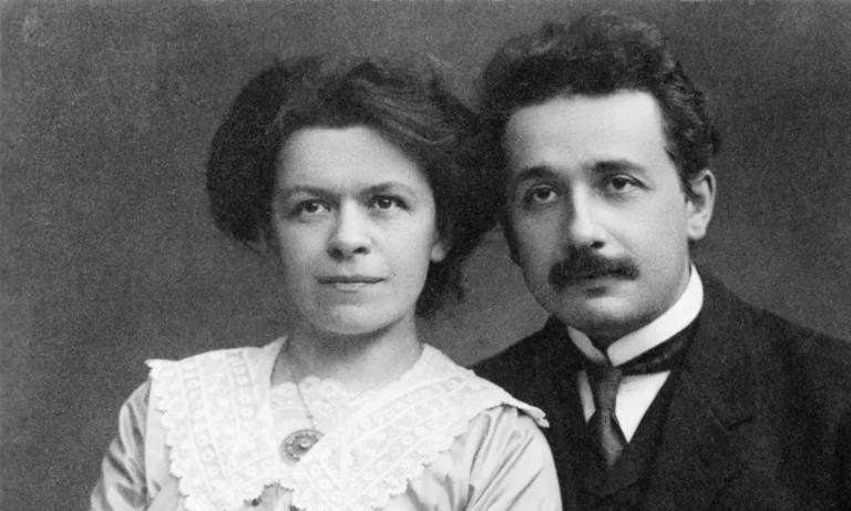 Must Read: Γιατί ο Αϊνστάιν δεν έδινε σημασία στα ρούχα του