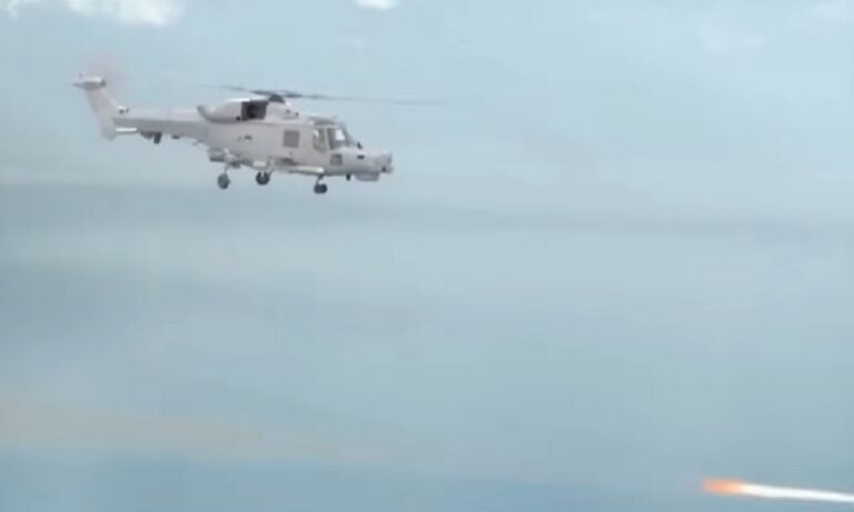 Must Read: Γιατί τα δύο ελικόπτερα που έστειλε η Μεγάλη Βρετανία στην Κύπρο είναι υπερόπλα