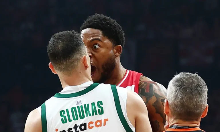 Μπάσκετ: Ολυμπιακός – Παναθηναϊκός AKTOR: Τρελάθηκε ο Τζόουνς με τον Σλούκα
