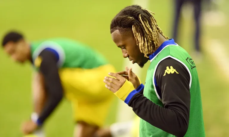 Ποδόσφαιρο: Ο λόγος που ο Μεντίλ έγινε αλλαγή στο ημίχρονο!