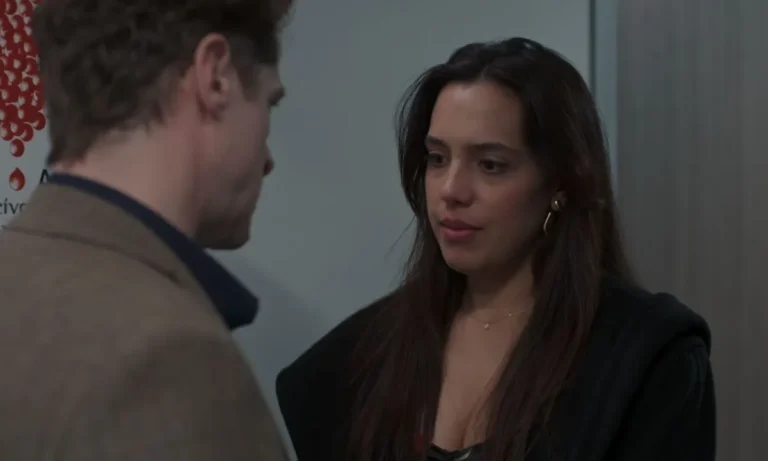 Media: Μια νύχτα μόνο Mega επόμενα επεισόδια: Οδυσσέας και Αλεξάνδρα φιλιούνται με πάθος