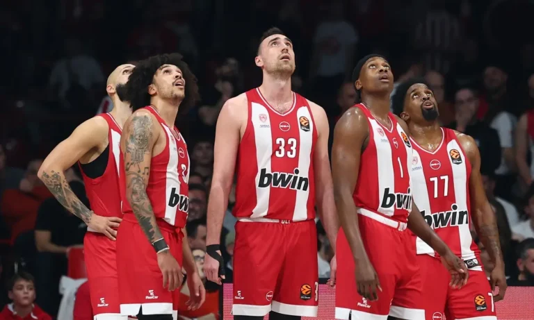 Μπάσκετ: Ο Νίκολα Μιλουτίνοφ αλλάζει τον Ολυμπιακό