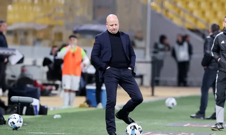 Ποδόσφαιρο: ΑΕΚ: Ο Νίκολιτς θα κάνει ή το ένα ή το άλλο