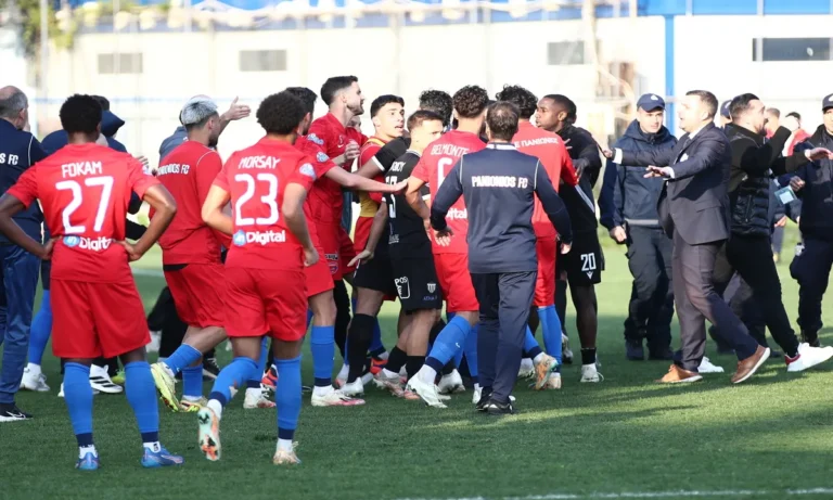 Ποδόσφαιρο: Διαιτησία: Aπίστευτο! Έχαναν, αλλά δεν ήθελαν να παίξουν καθυστερήσεις!