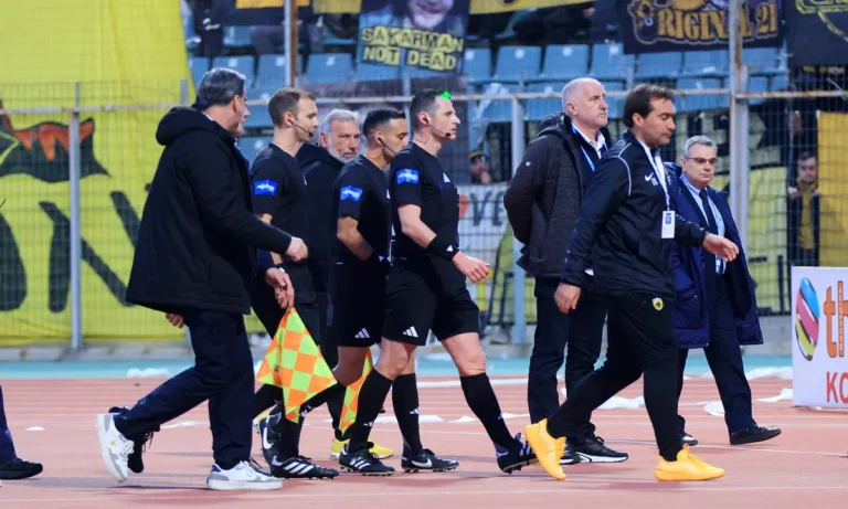 Ποδόσφαιρο: Διαιτησία: To VAR έσωσε το Βόλος – ΑΕΚ! Το 2-2 θα ήταν 1-4!