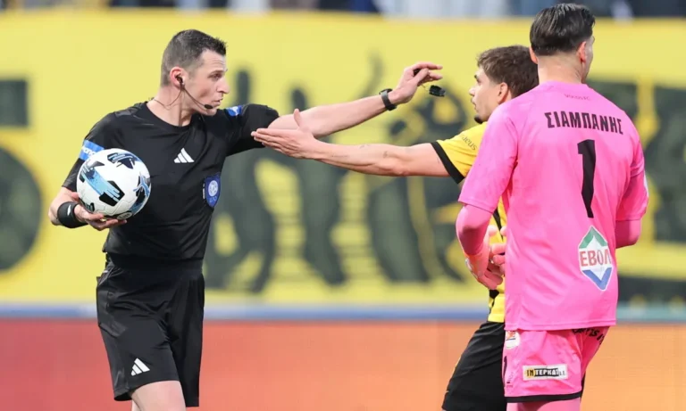 Ποδόσφαιρο: Διαιτησία: Από το… πουθενά χαλάει το Βόλος – ΑΕΚ ο Τσιμεντερίδης!