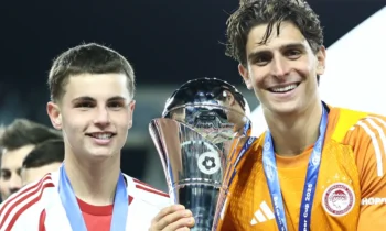 ΟΛΥΜΠΙΑΚΟΣ: Η Γιουβέντους έχει βάλει στο μικροσκόπιο τον Τζολάκη και τον Μουζακίτη και ο Ολυμπιακός ανεβάζει τον πήχη στα ποσά