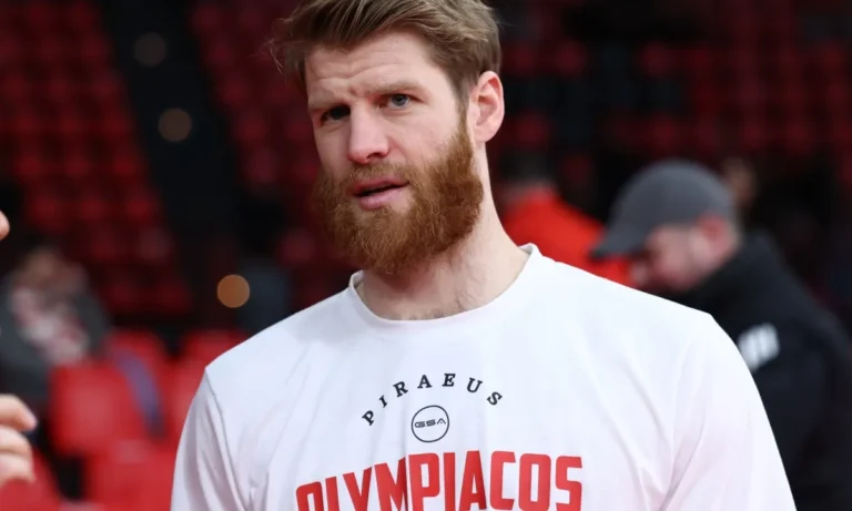 Μπάσκετ: Για ποιο λόγο δεν πάει με τον Ολυμπιακό στη Γαλλία ο Γουόκαπ