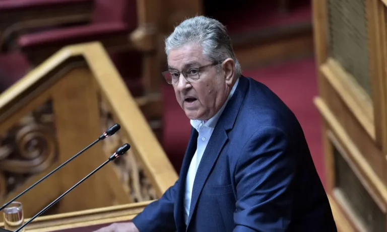 Κοινωνία: Αποκάλυψη – βόμβα από τον Δ.Κουτσούμπα: 2 drones που καταρρίφθηκαν στην Κύπρο, είχαν στόχο τη Σούδα